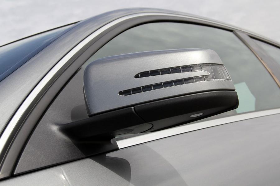  Mercedes-Benz C-Class Coupe 2012 года  (фото 50 из 99)